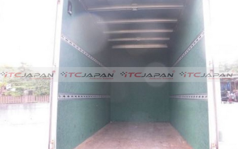 MITSUBISHI CANTER (2007)