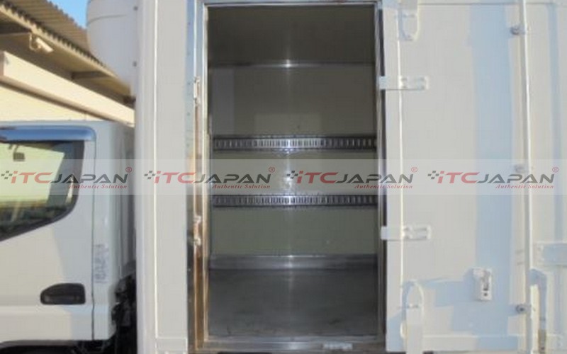 MITSUBISHI CANTER REFRIGERATOR (2008)