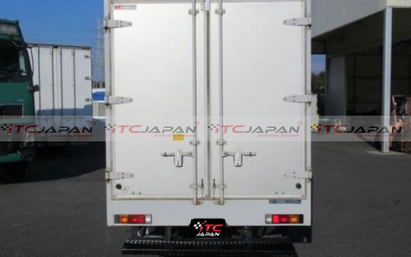 MITSUBISHI FUSO (2015)