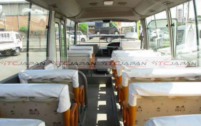TOYOTA COASTER (2007)
