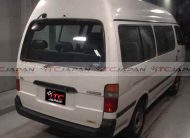 TOYOTA HIACE COMMUTER (2004)