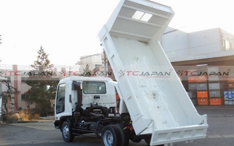 ISUZU FORWARD (2006)