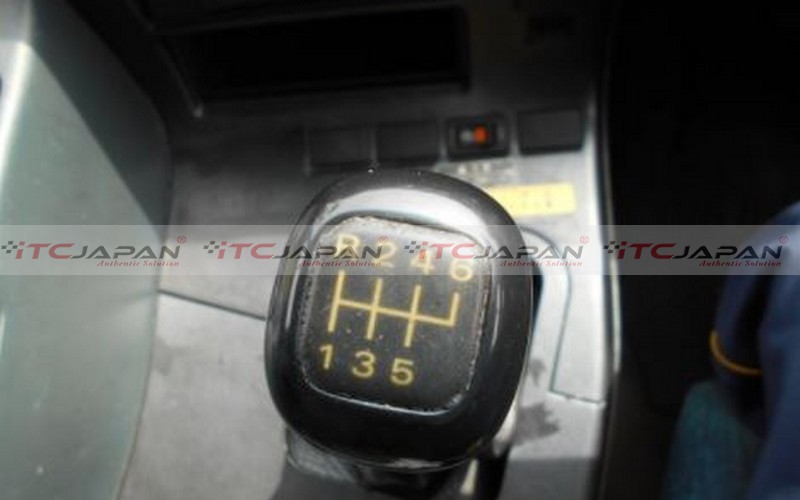 NISSAN BIG THUMB (2003)