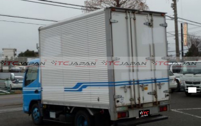 MITSUBISHI CANTER (2005)