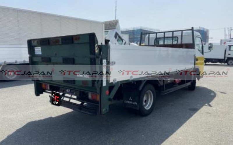 MITSUBISHI CANTER (2005)
