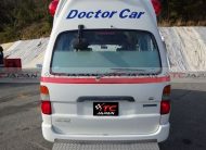 TOYOTA HIACE COMMUTER (2003)