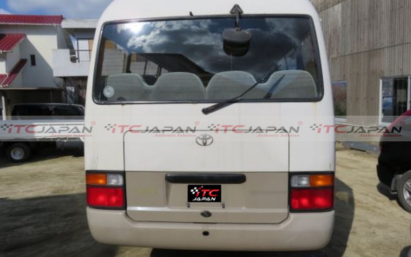 TOYOTA COASTER (1995)