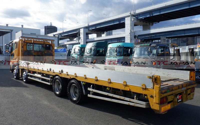 MITSUBISHI FUSO SUPER GREAT (2006)