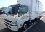 HINO DUTRO (2011)