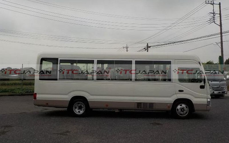 HINO LIESSE (2018)