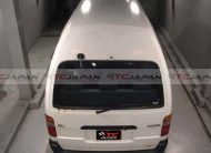 TOYOTA HIACE COMMUTER (2004)