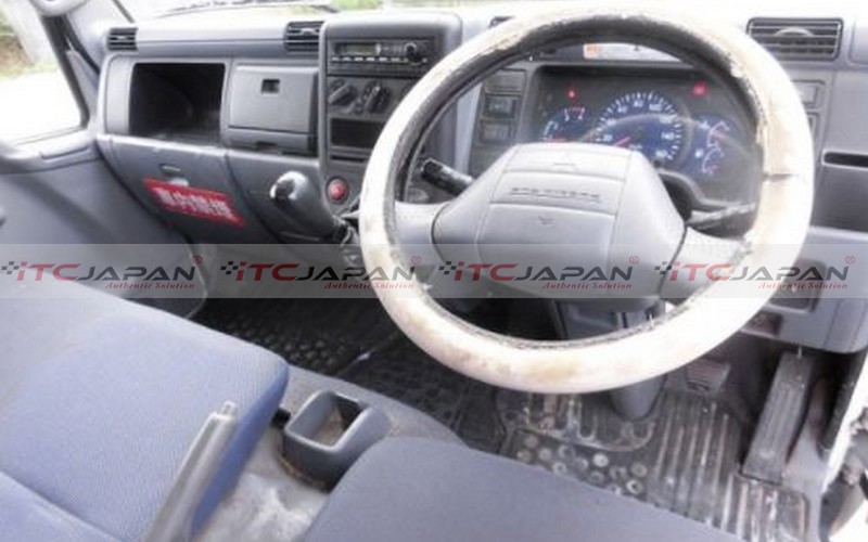 MITSUBISHI CANTER (2007)