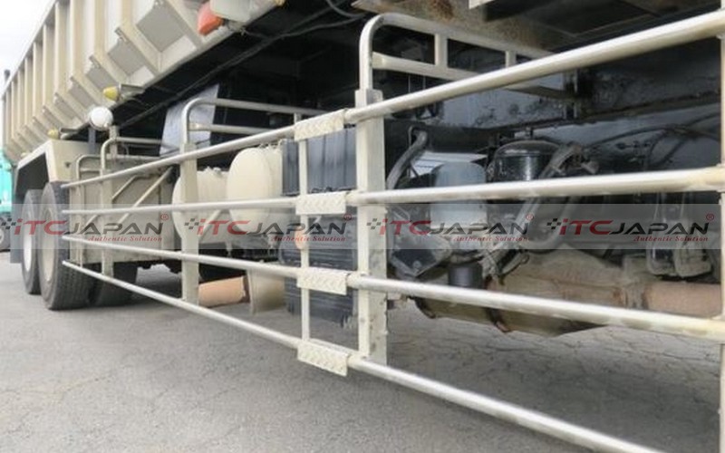 ISUZU GIGA DUMB (2008)