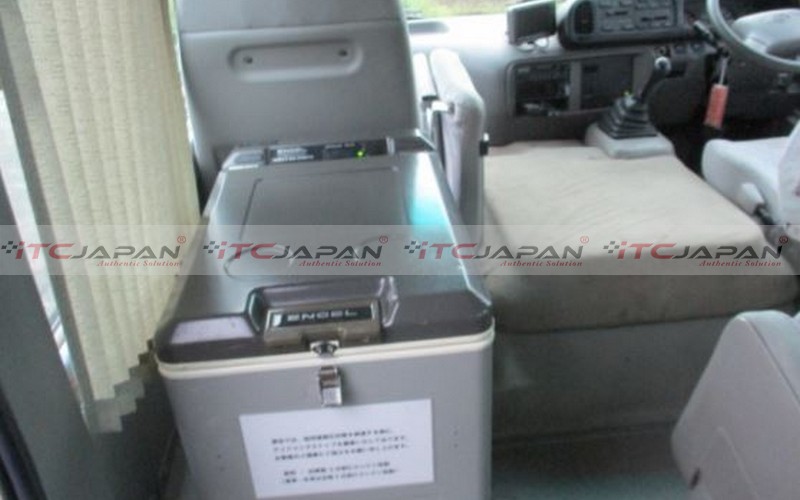 TOYOTA COASTER (2007)