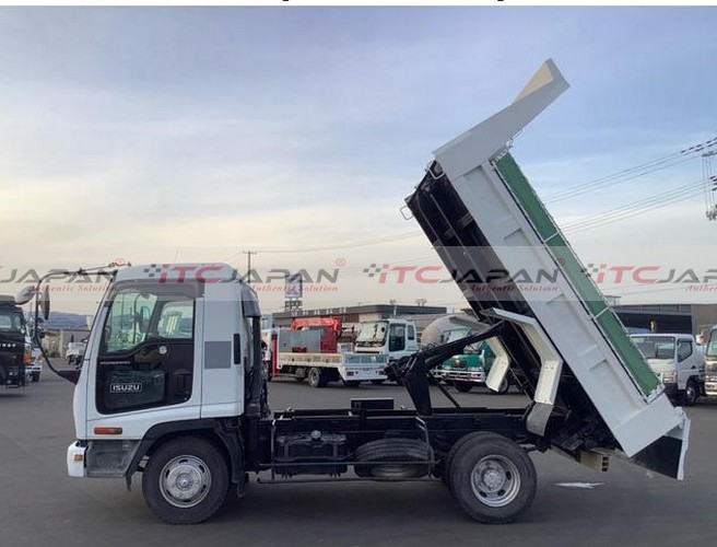 ISUZU FORWARD (2006)