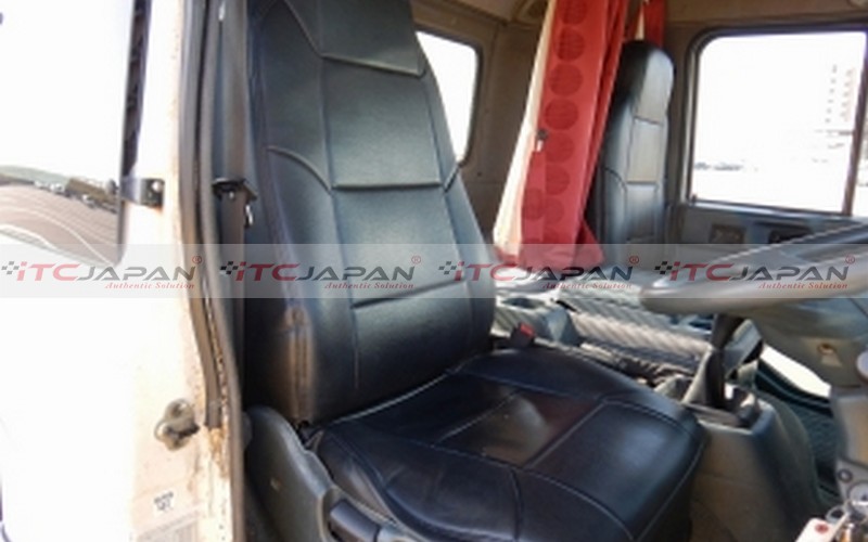 NISSAN CONDOR (2005)