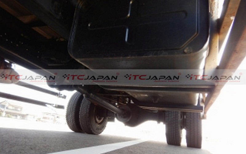 NISSAN CONDOR (2005)
