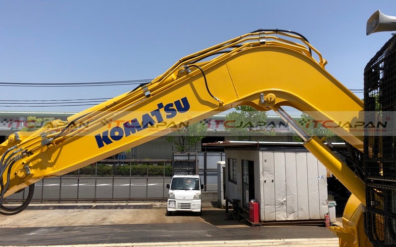 KOMATSU EXCAVATORS (2018)