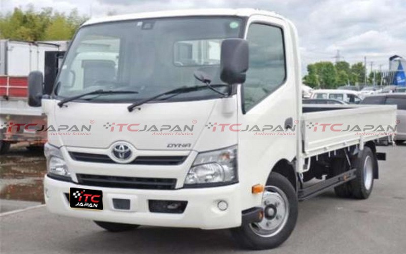 TOYOTA DYNA (2018)