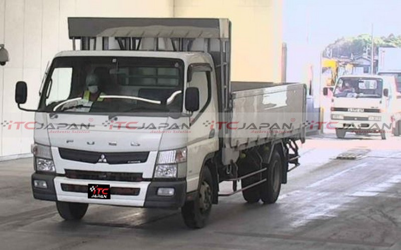 MITSUBISHI CANTER (2013)