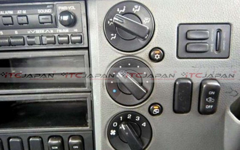 MITSUBISHI FUSO FIGHTER (2006)
