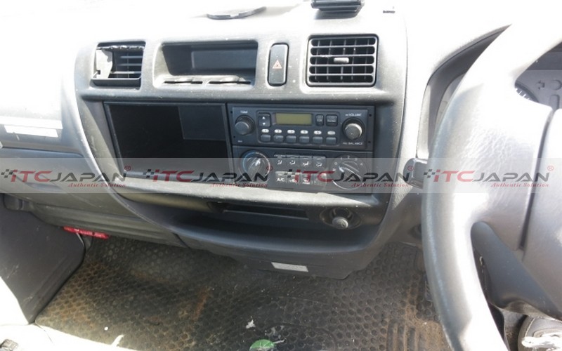 MAZDA BONGO (2012)
