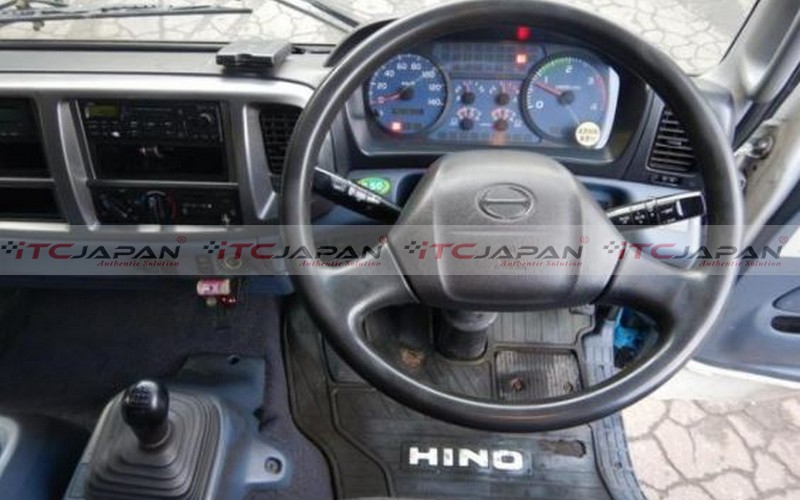 HINO RANGER (2006)