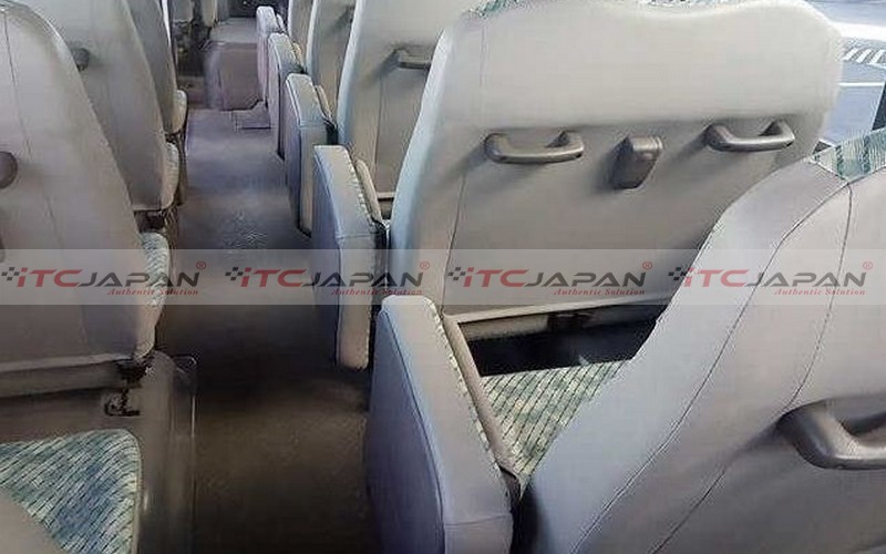 MITSUBISHI ROSA (2000)