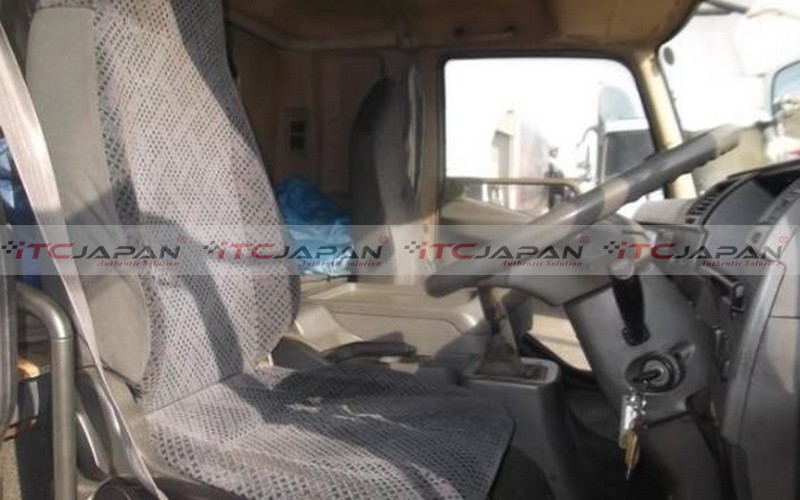 MITSUBISHI FUSO FIGHTER (2006)
