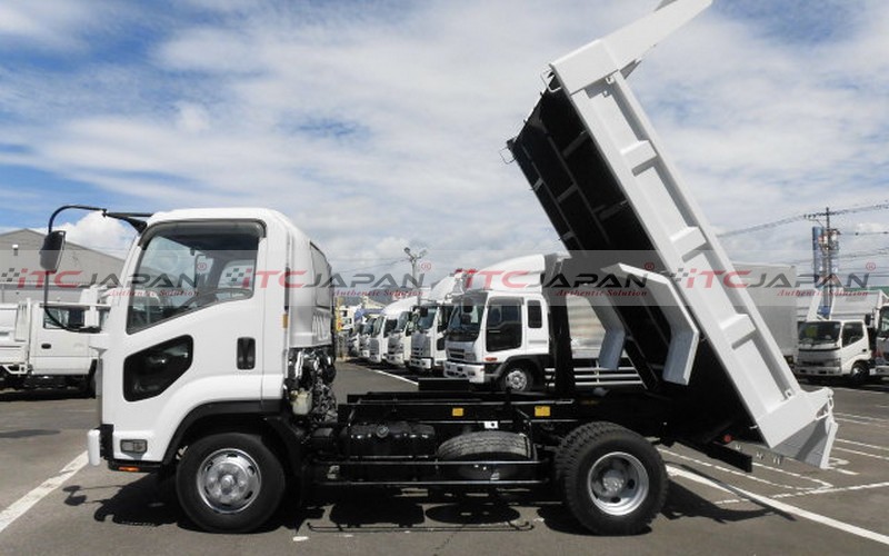 ISUZU FORWARD (2009)