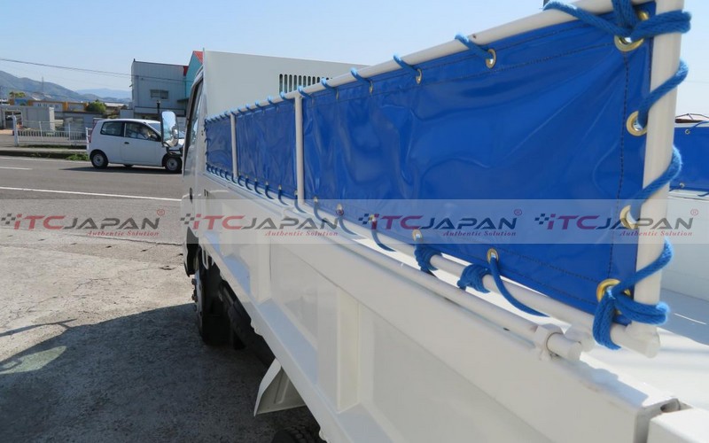 MAZDA TITAN (2007)