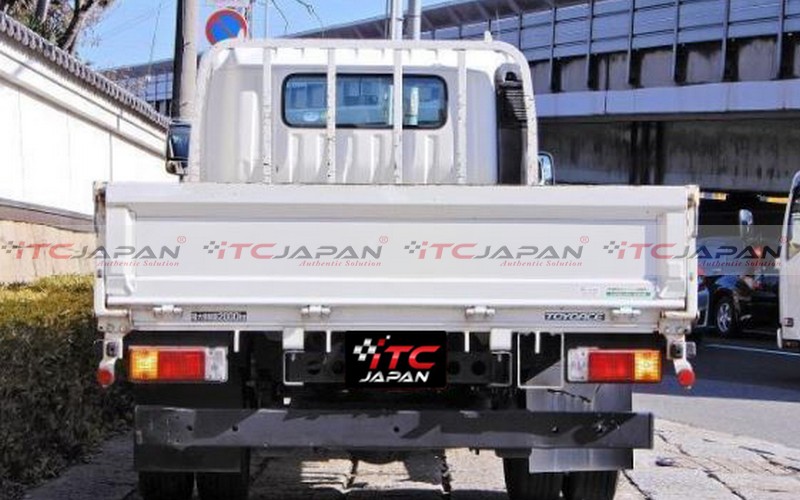 TOYOTA TOYOACE (2013)