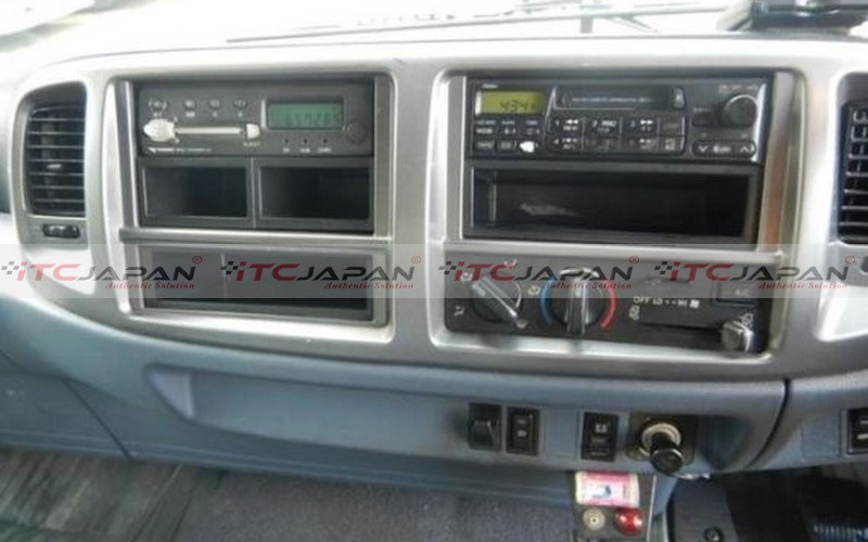 HINO RANGER (2006)