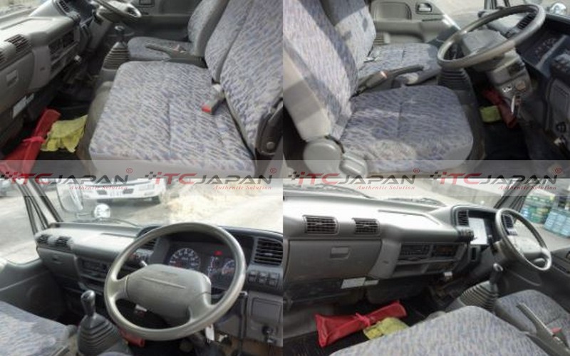 NISSAN ATLAS (2003)
