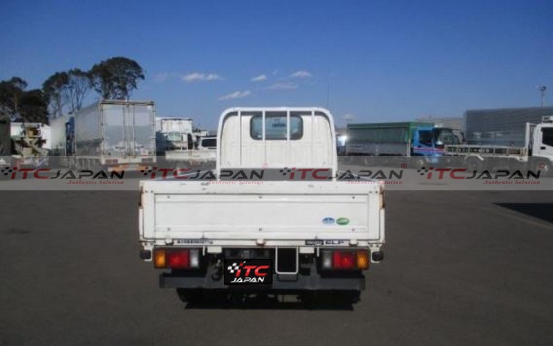 ISUZU ELF (2009)