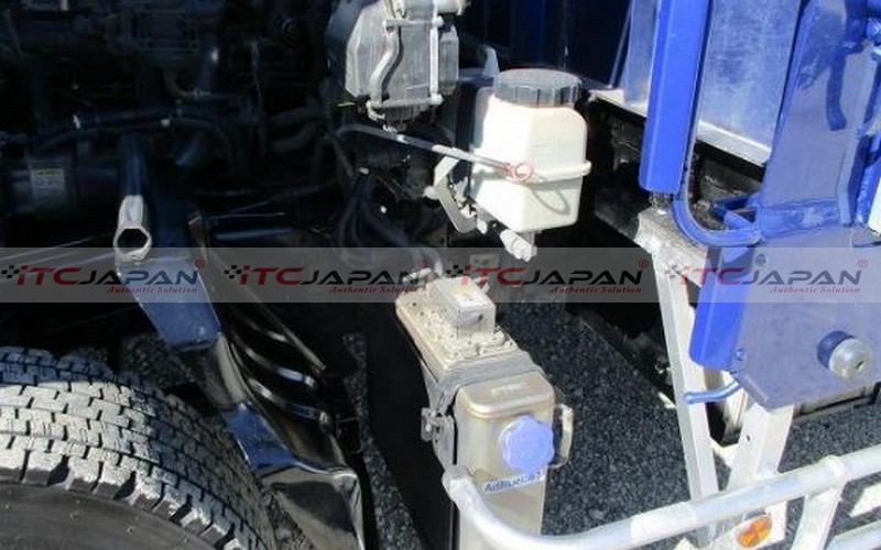 NISSAN CONDOR (2014)