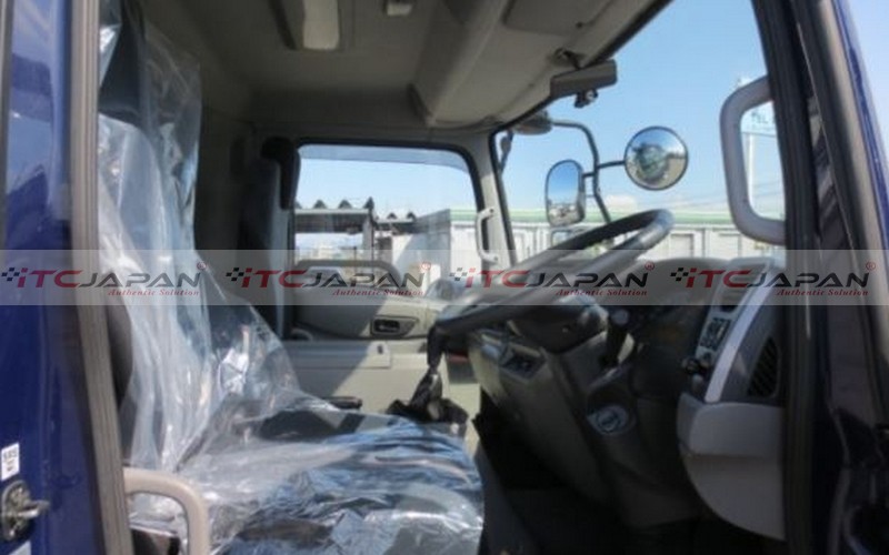 NISSAN CONDOR (2015)
