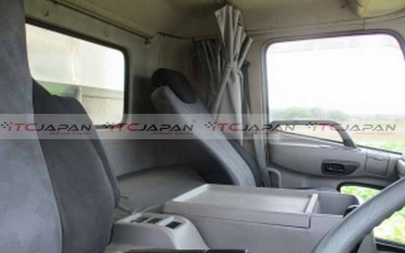 NISSAN CONDOR (2013)