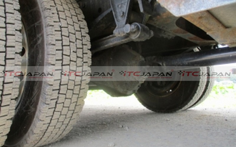 NISSAN CONDOR (2013)