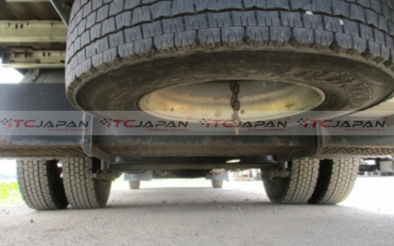 NISSAN CONDOR (2013)