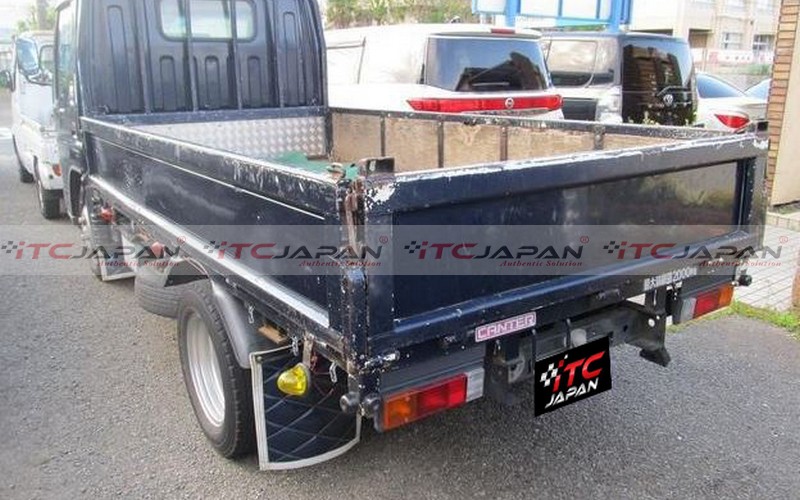 MITSUBISHI CANTER (2005)