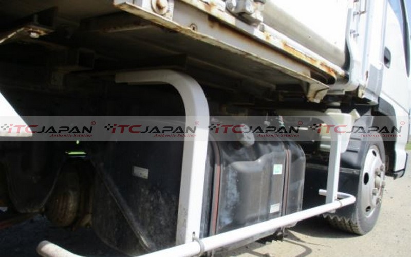 ISUZU ELF (2006)