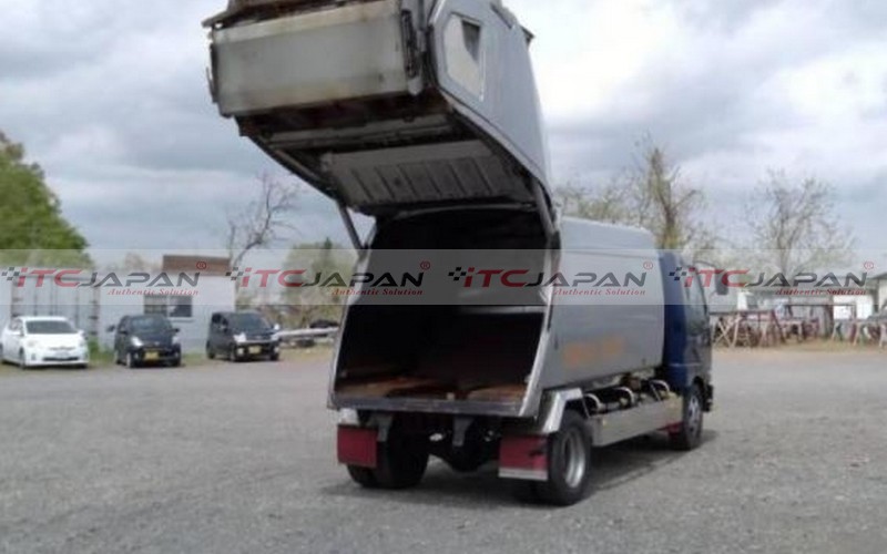 MITSUBISHI FUSO FIGHTER (2007)