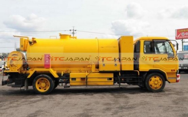 NISSAN CONDOR (2007)