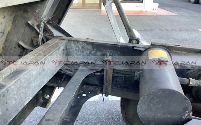 NISSAN CONDOR (2012)