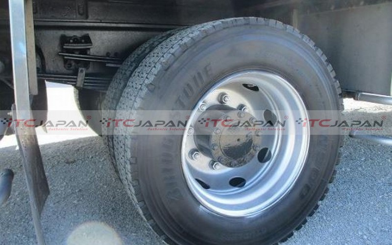 NISSAN CONDOR (2014)
