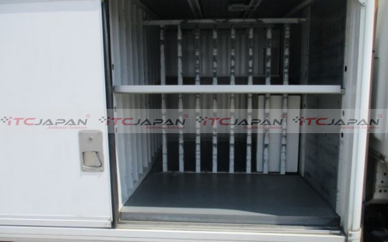 NISSAN ATLAS REFRIGERATOR (2008)