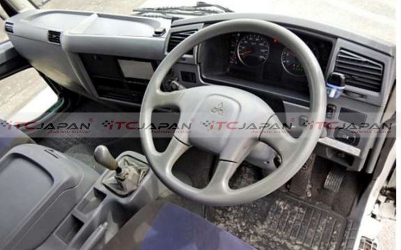 MITSUBISHI FUSO FIGHTER (2012)