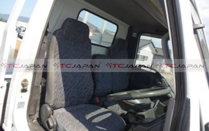 NISSAN ATLAS (2003)
