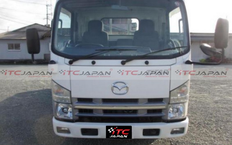 MAZDA TITAN (2013)